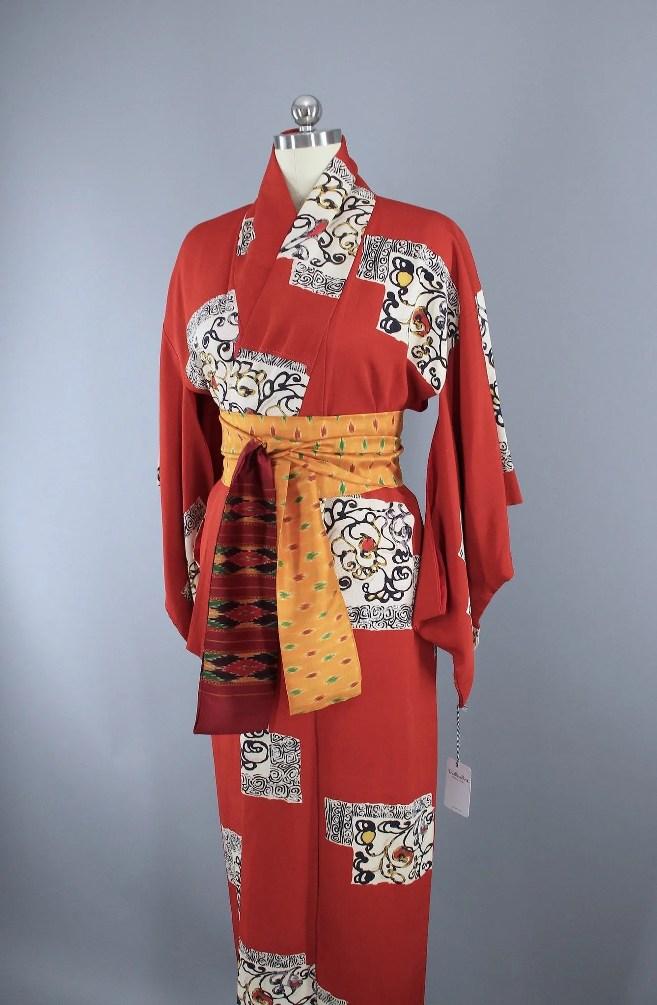 1940s Vintage Silk Kimono Robe / Dark Orange Abstract Print