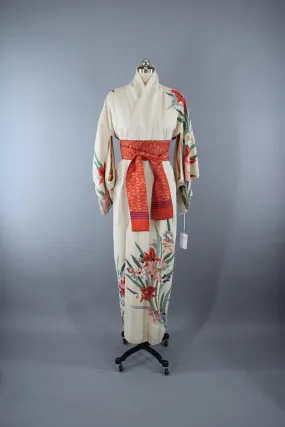 1940s Vintage Silk Kimono Robe in Ivory with Pink Catalaya Orchids Floral Print