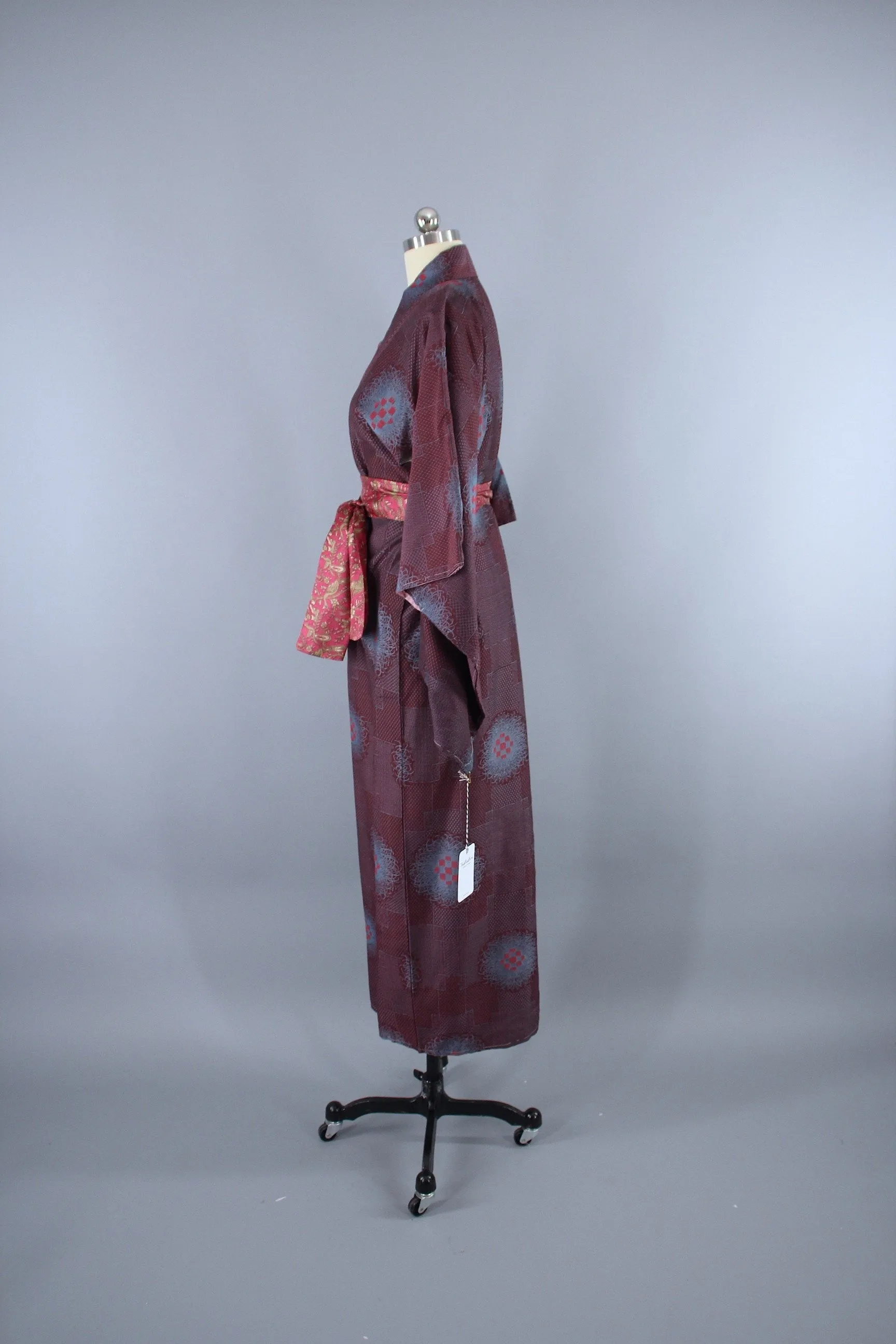 1940s Vintage Silk Kimono Robe / Maroon Red & Blue Omeshi Floral