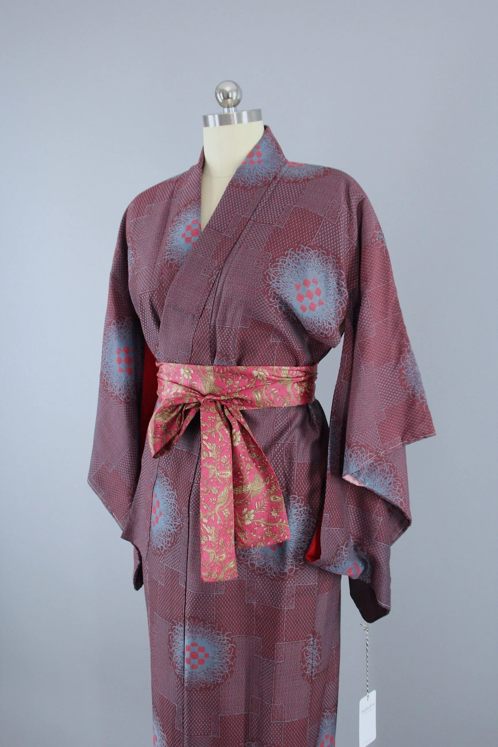 1940s Vintage Silk Kimono Robe / Maroon Red & Blue Omeshi Floral