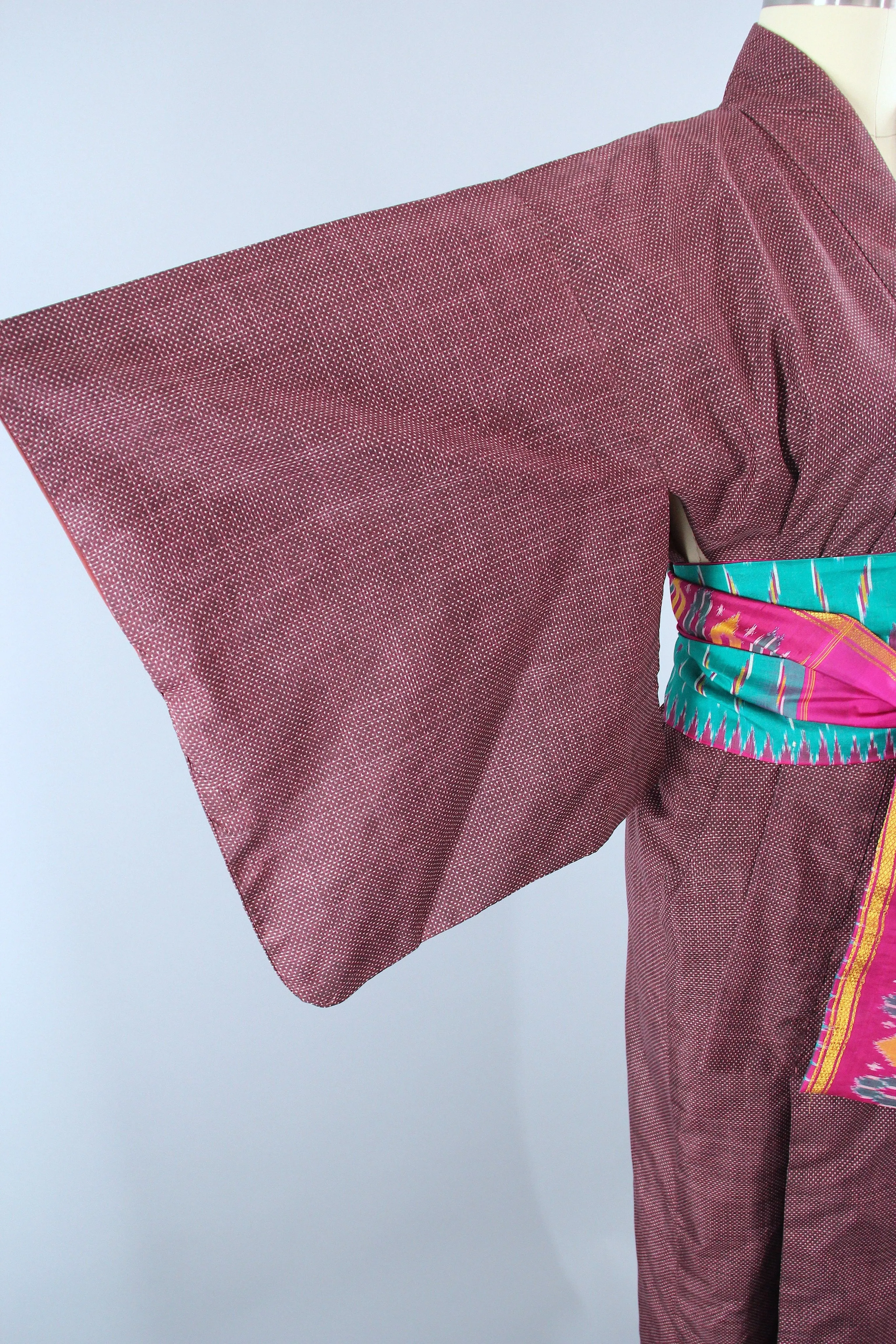 1950s Vintage Silk Kimono Robe / Dark Red & White