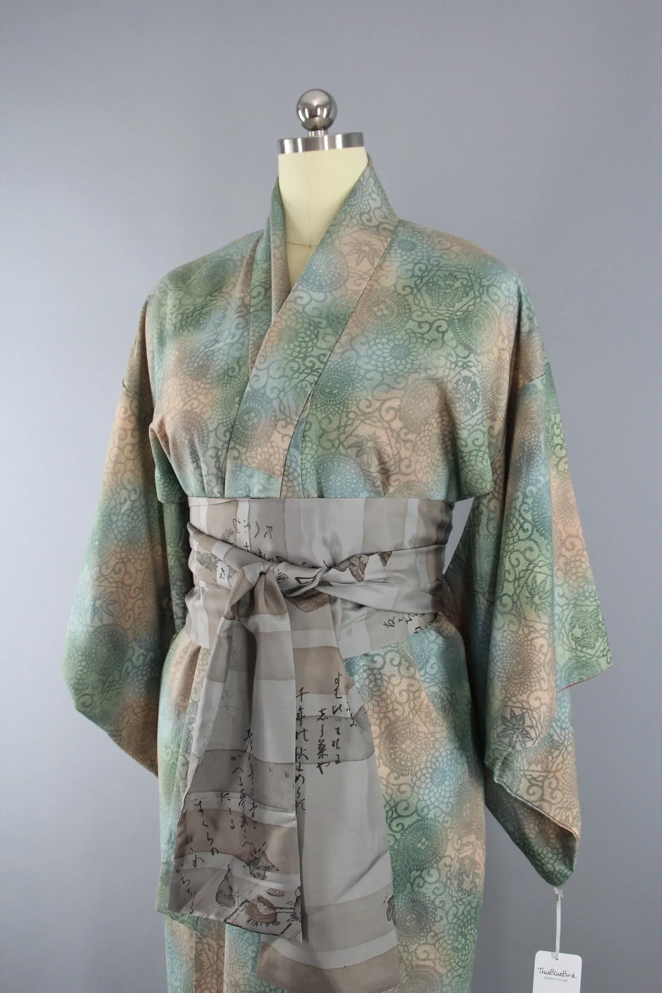 1950s Vintage Silk Kimono Robe in Green Ombre Damask