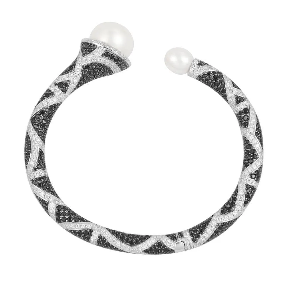 Black & white open cuff with pearls - silver