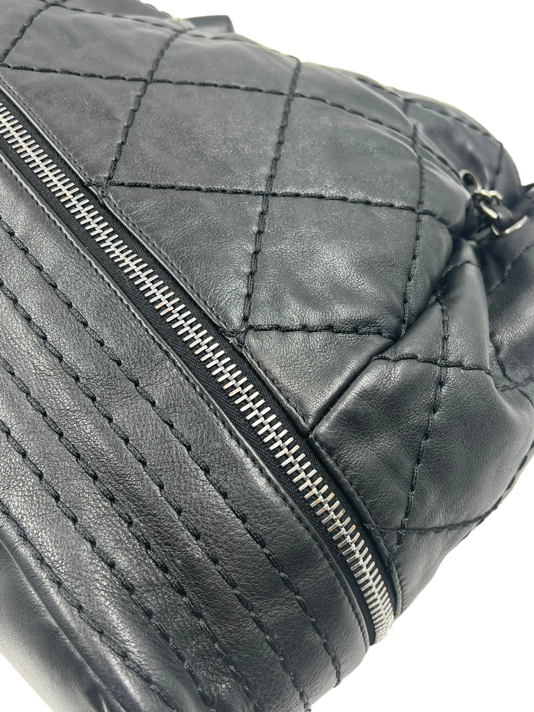 Chanel Black Leather 2006-2008 Expandable Ligne Bag