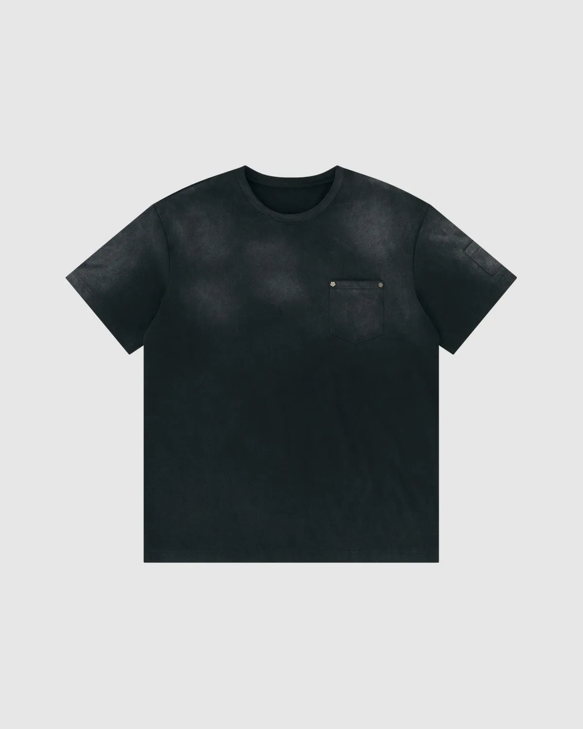 CHARCOAL WASH RIVET T-SHIRT