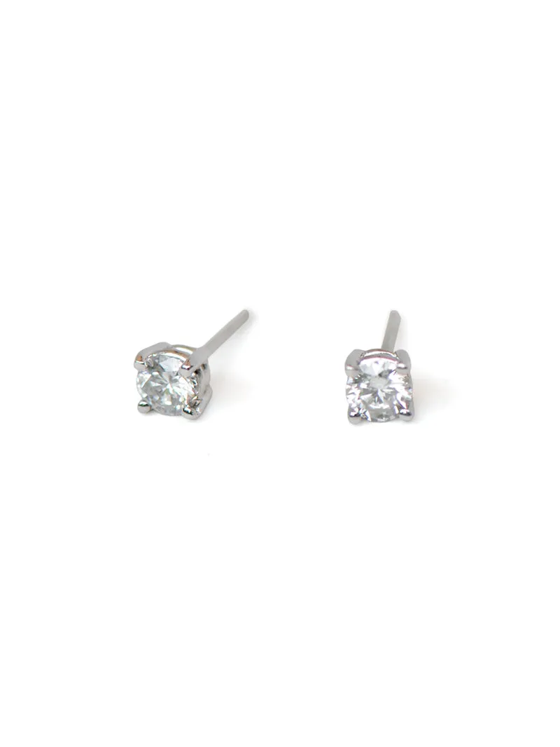 Classique 4mm Diamond Studs