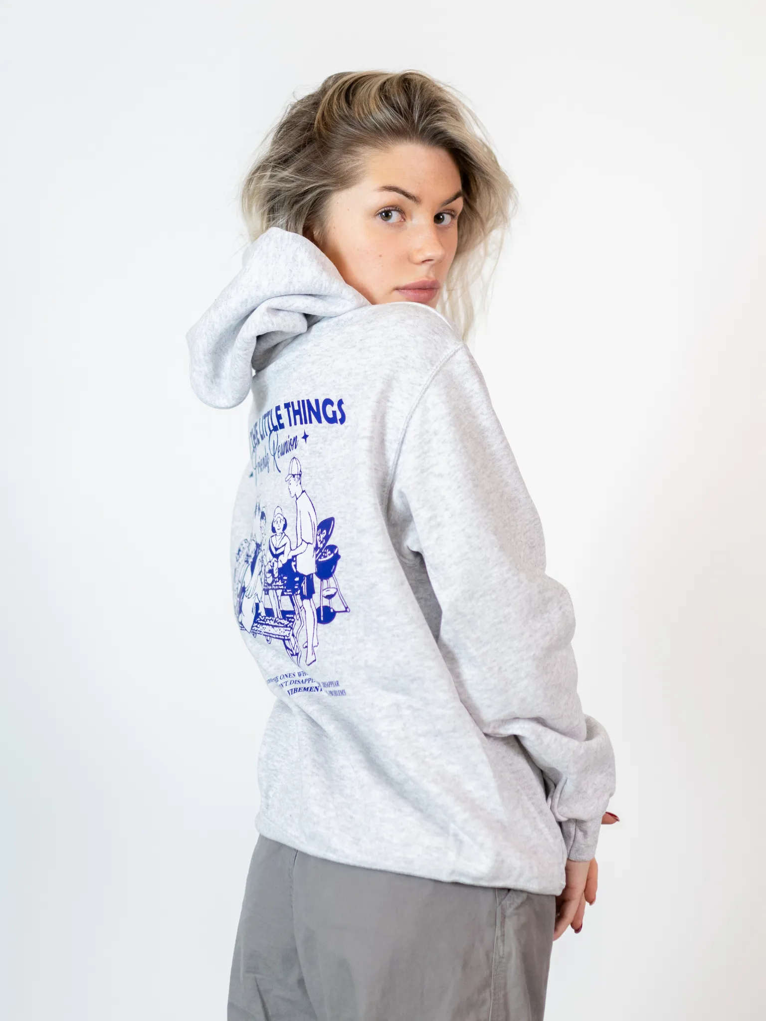 FRIENDS HOODIE (rygprint)  - GRÅ