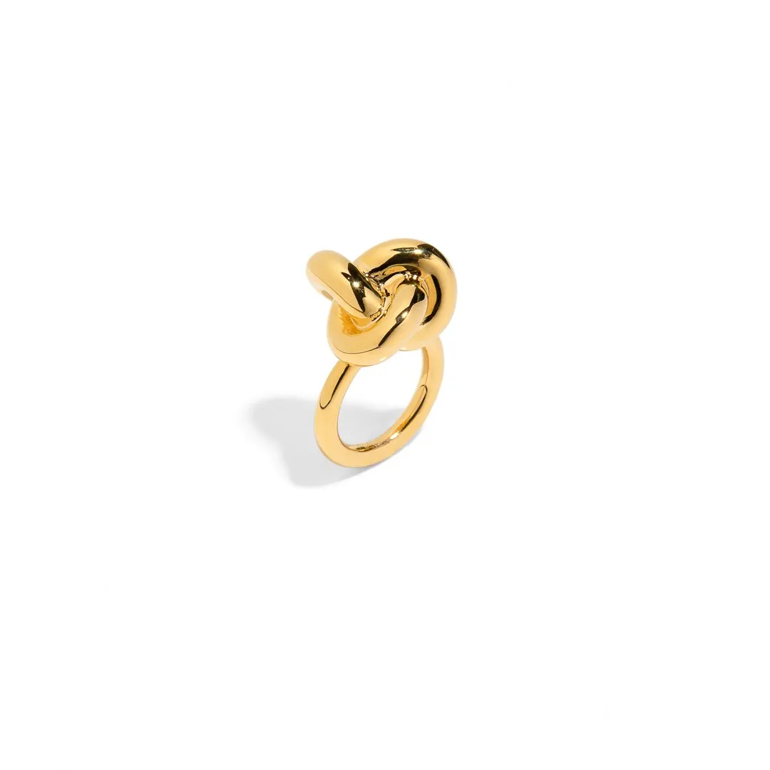 GOLDEN KNOT CHUNKY RING