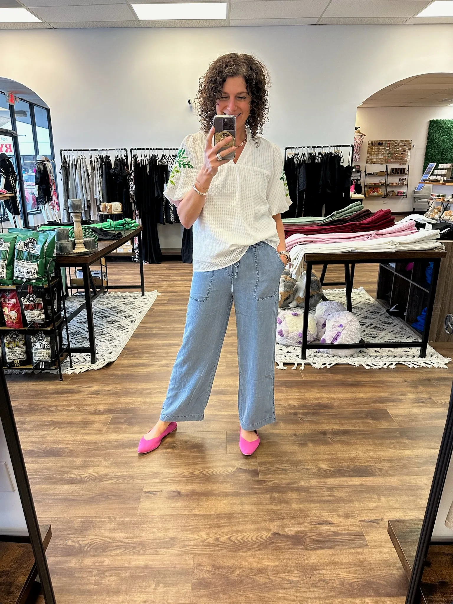 Hannah - Pull On Elastic Waist Chambray Pants