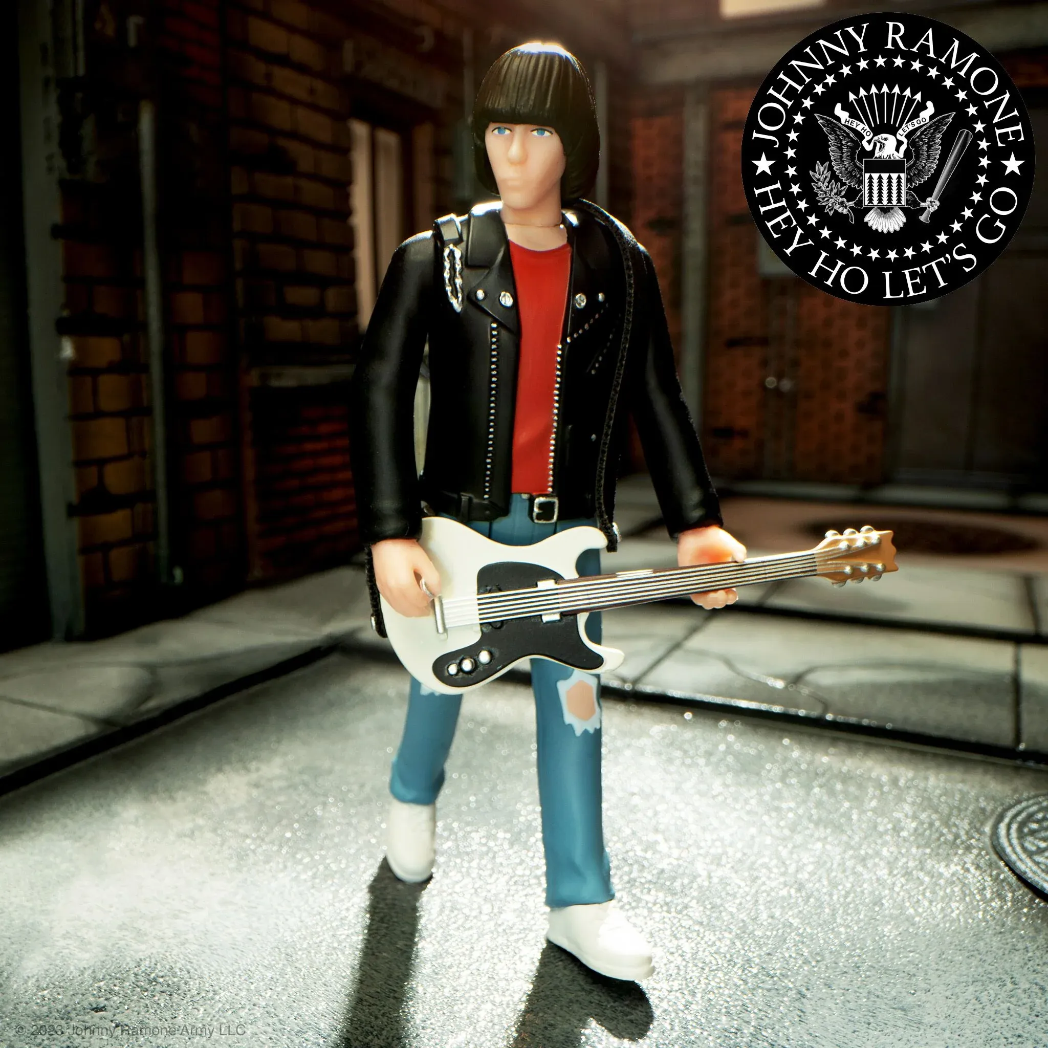 Johnny Ramone Reaction Figures Wave 01 - Johnny Ramone