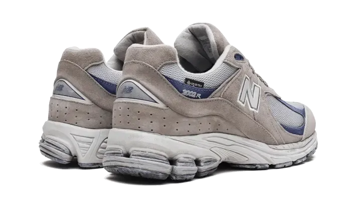 New Balance 2002R Gore-Tex Light Grey