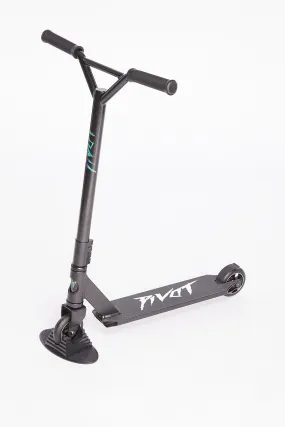 Pivot Matte Black Scooter